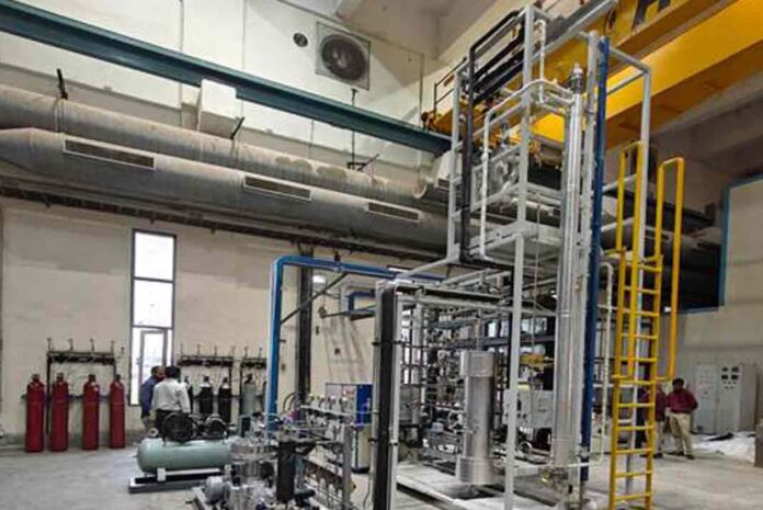 NTPC and IIP develop a catalyst for CO2-to-methanol conversion, advancing GHG reduction and sustainable practices in India’s energy sector.